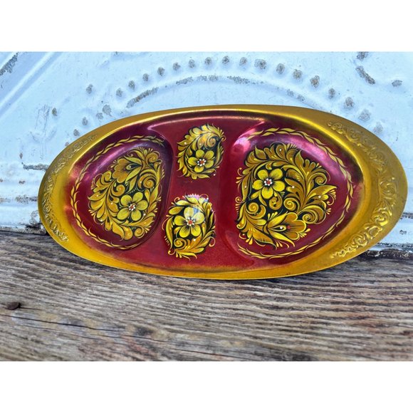 Vintage small Toleware Floral Tidbit relish tray Red Gold - Picture 2 of 11